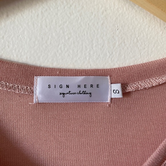 Pink blouse - Picture 4 of 4